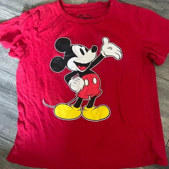 Girls t shirts. Size 10/12